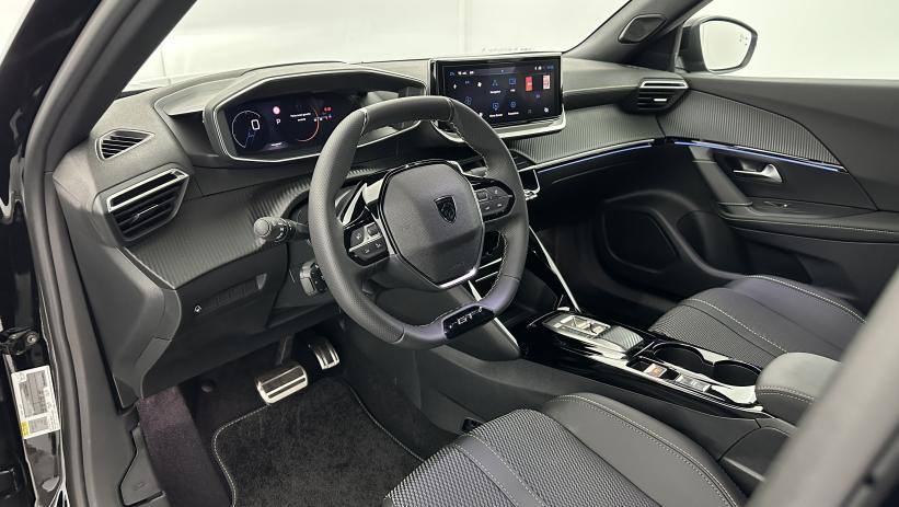 Aperçu du véhicule : II(2) 1.2 Hybrid 136ch GT e-DCS6