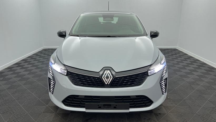 Aperçu du véhicule : Blue dCi 100 Evolution Gris Rafale avec 1100€ d'équipements inclus