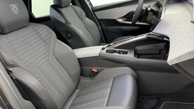 Aperçu du véhicule : Hybrid 145 e-DCS6 GT