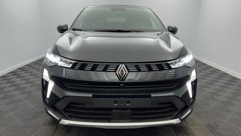 Aperçu du véhicule : E-Tech full hybrid 145 Iconic Noir Etoilé avec 800€ d'équipements inclus