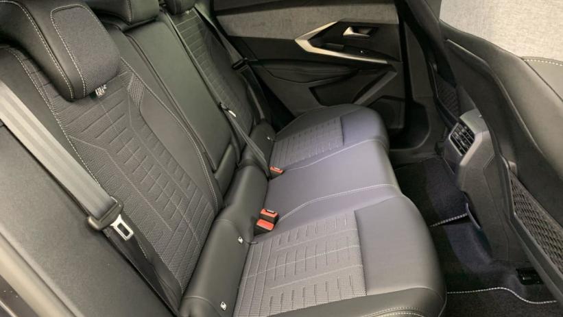 Aperçu du véhicule : Hybrid 145 e-DCS6 GT