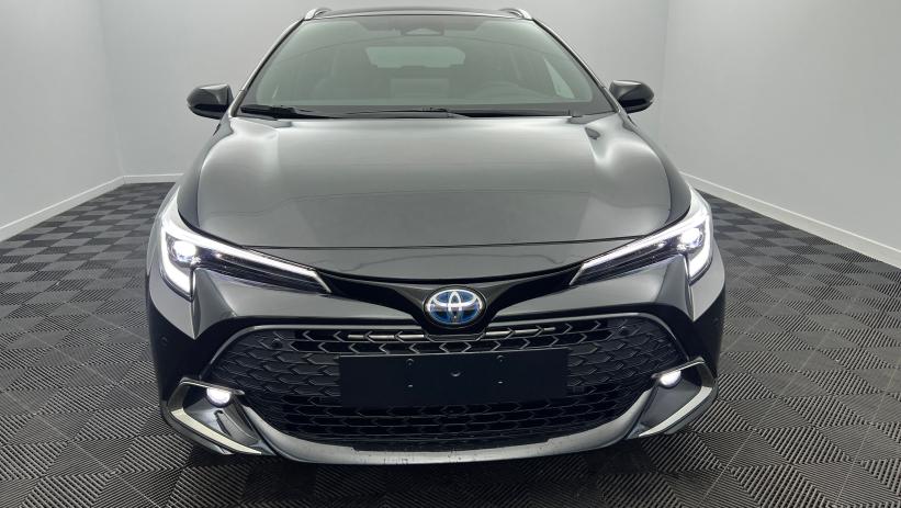 Aperçu du véhicule : Hybride 178ch Design Noir Intense avec 2390€ d'équipements inclus