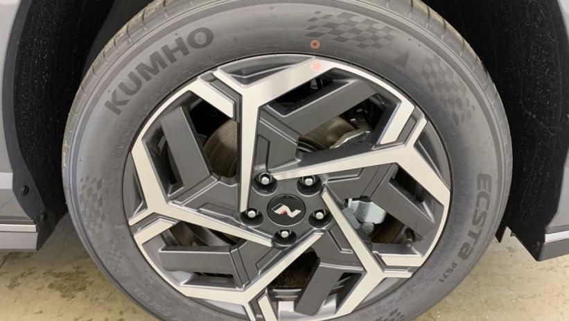 Aperçu du véhicule : HYBRID 129 CREATIVE N Line