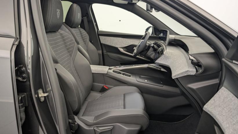 Aperçu du véhicule : Hybrid 145 e-DCS6 GT