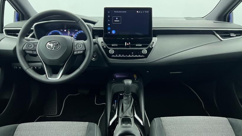 Aperçu du véhicule : Hybride 178ch Design Bleu Genièvre avec 2390€ d'équipements inclus