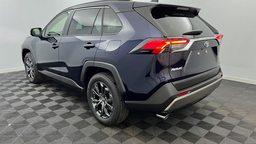 Aperçu du véhicule : Hybride 222 ch AWD-i 30 YEARS Bleu de Prusse avec 1350€ d'équipements inclus