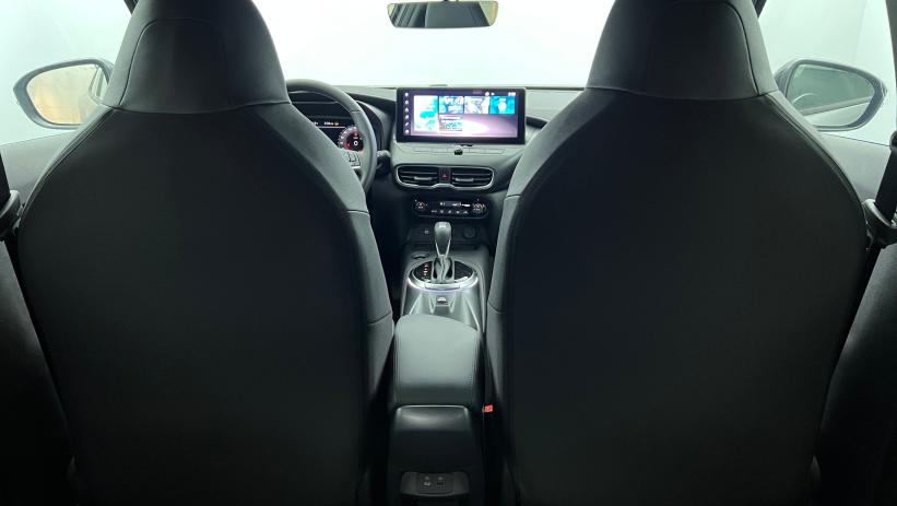 Aperçu du véhicule : HYBRID 143 N-Connecta Gris Squale - toit Noir Métallisé avec 2500€ d'équipements inclus