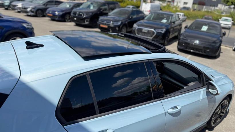 Aperçu du véhicule : R-LINE 2.0 TDI 150CV DSG7 + TOIT PANORAMIQUE + JA18 YORK + PACK HIVER + NEUF 0KM