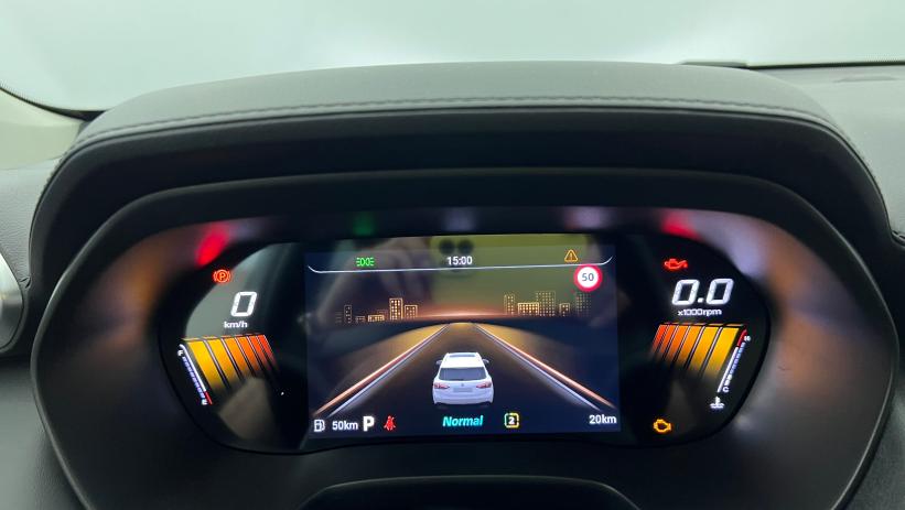 Aperçu du véhicule : 1.5 L Hybrid+ 197 ch Luxury Cosmic Silver avec 650€ d'équipements inclus