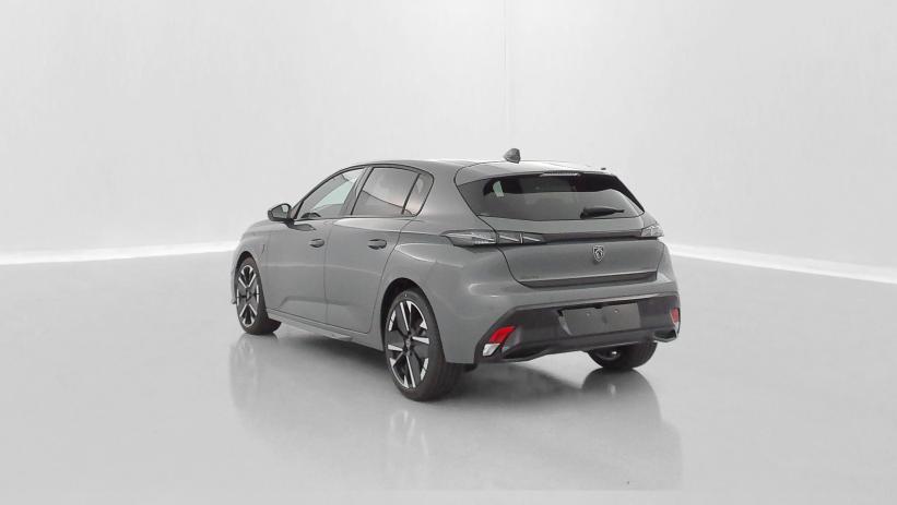 Aperçu du véhicule : III(2) 1.2 Hybrid 145ch GT e-DCS6