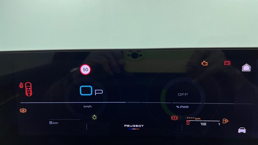 Aperçu du véhicule : Hybrid 145 e-DCS6 GT Noir Perla Nera avec 5550€ d'équipements inclus
