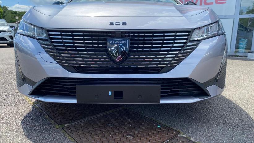 Aperçu du véhicule : ALLURE 1.5 BLUEHDI 130CV EAT8 + PACK ACCESS + NEUF 0KM