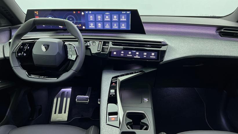 Aperçu du véhicule : Nouveau Hybrid 145 e-DCS6 GT Gris Artense avec 2450€ d'équipements inclus