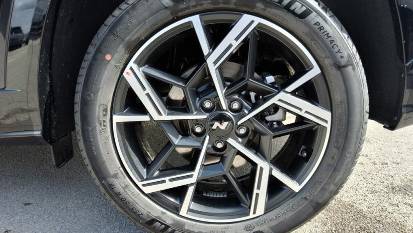 Aperçu du véhicule : TUCSON 1.6 T-GDI 239 Hybrid BVA6 N Line Creative