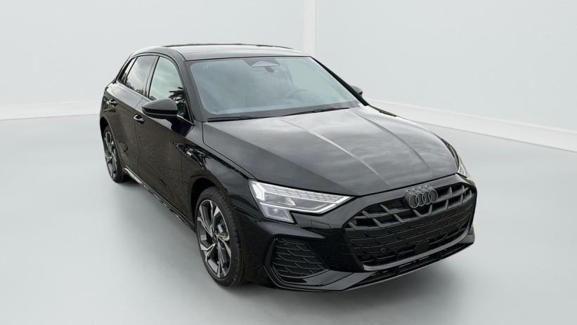 Aperçu du véhicule : 45 TFSI E HYBRIDE RECHARGEABLE 272 S TRONIC 6 S LINE