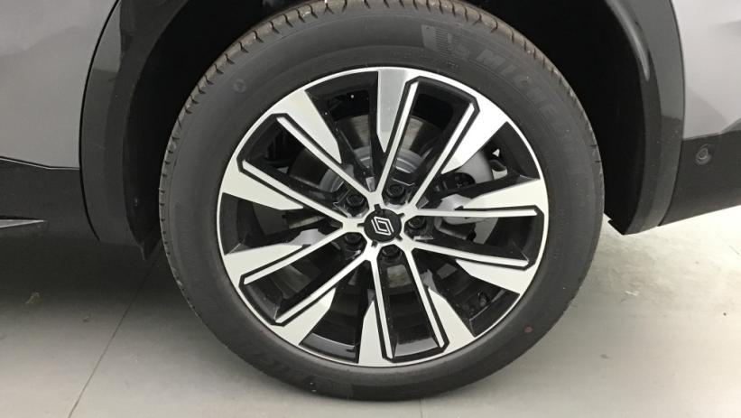 Aperçu du véhicule : AUSTRAL full hybrid E-Tech 200 ch Techno