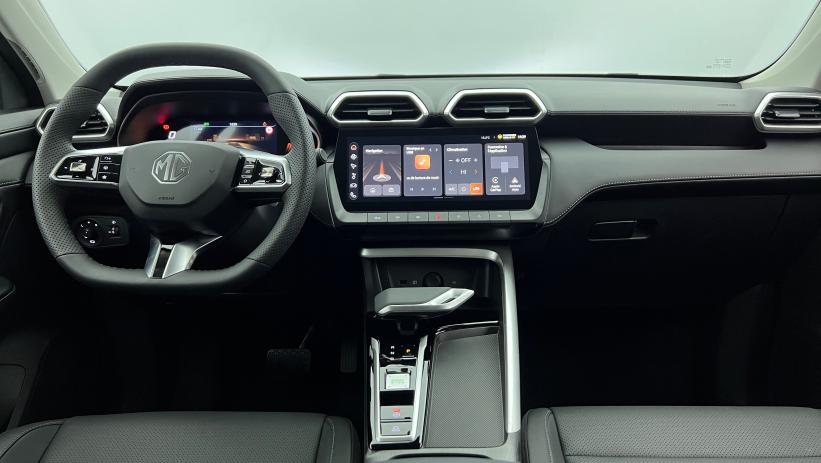 Aperçu du véhicule : 1.5 L Hybrid+ 197 ch Luxury Emerald Green avec 650€ d'équipements inclus