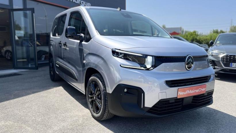 Aperçu du véhicule : MAX VP M 1.5 BLUEHDI 130CV EAT8 + ADML+ PACK HIVER + NEUF 0KM