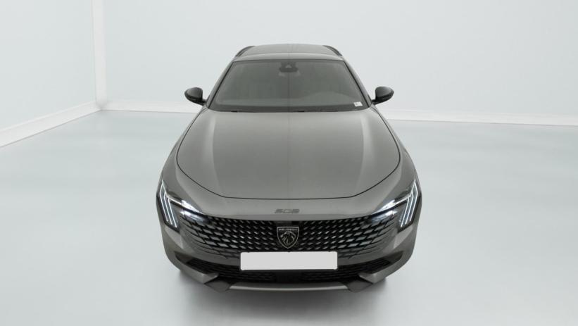 Aperçu du véhicule : Hybrid 180 e-EAT8 Allure