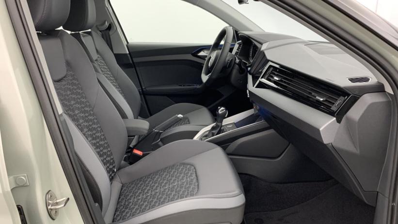 Aperçu du véhicule : 30 TFSI 116 ch S tronic 7 Design