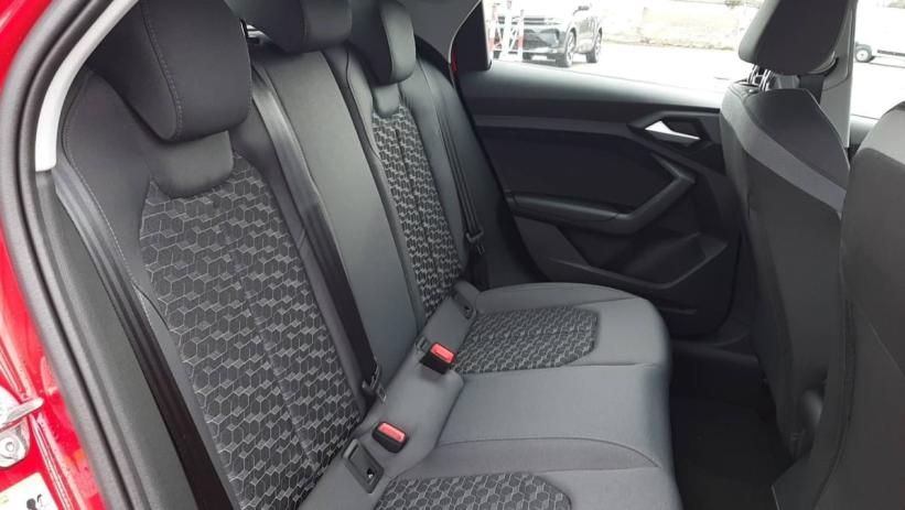 Aperçu du véhicule : 30 TFSI 116 ch S tronic 7 Design