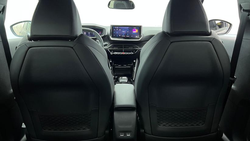 Aperçu du véhicule : Hybrid 145 e-DCS6 GT Noir Perla Nera avec 3420€ d'équipements inclus