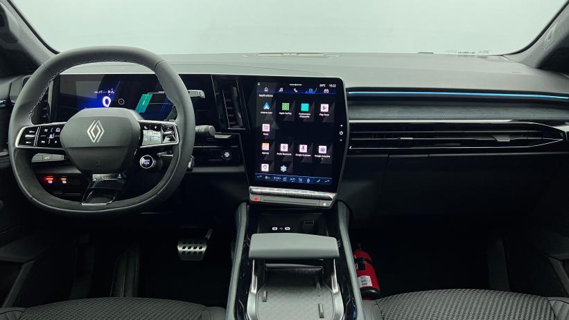 Aperçu du véhicule : full hybrid E-Tech 200 ch Esprit Alpine Gris Schiste Satin - Toit Noir Etoilé avec 5349€ d'équipements inclus