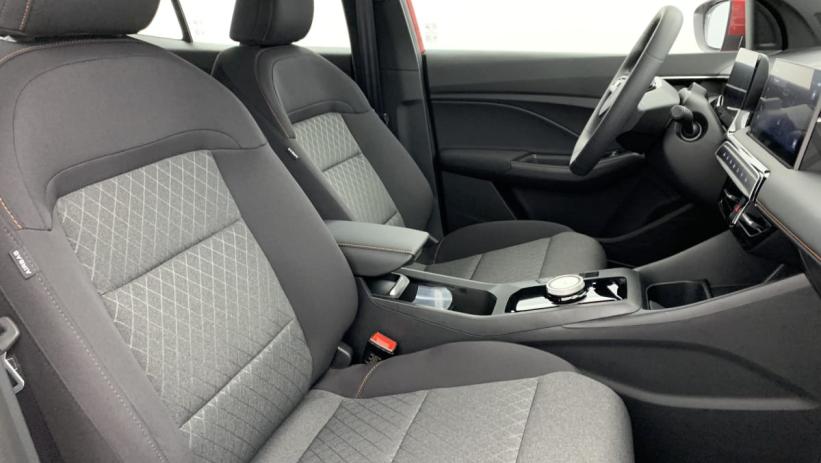 Aperçu du véhicule : 1.5 L Hybrid+ 195 ch Comfort