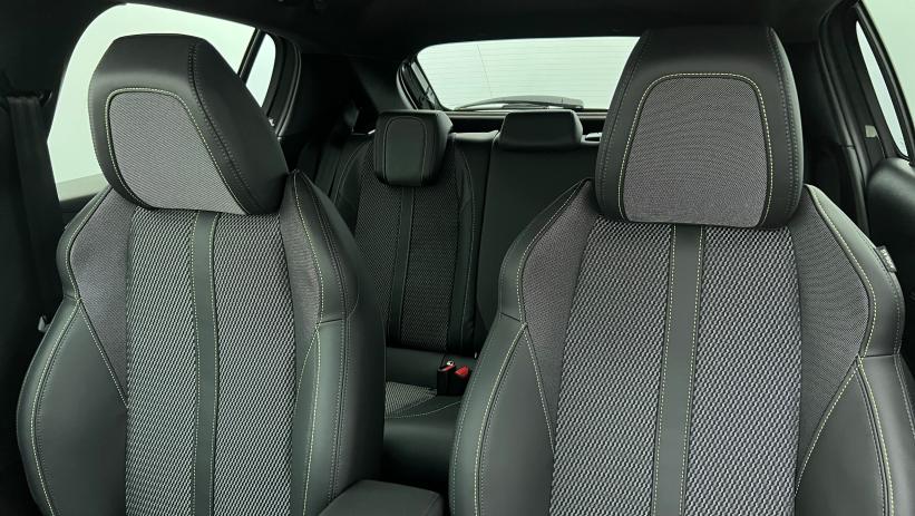 Aperçu du véhicule : Nouvelle Hybrid 145 e-DCS6 GT Gris Selenium avec 1700€ d'équipements inclus