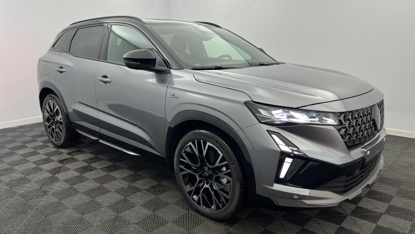 Aperçu du véhicule : full hybrid E-Tech 200 ch Esprit Alpine Gris Schiste - Toit Noir Etoilé avec 3549€ d'équipements inclus