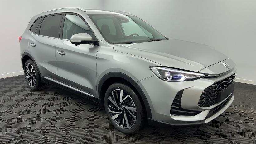 Aperçu du véhicule : 1.5 L Hybrid+ 197 ch Luxury Cosmic Silver avec 650€ d'équipements inclus