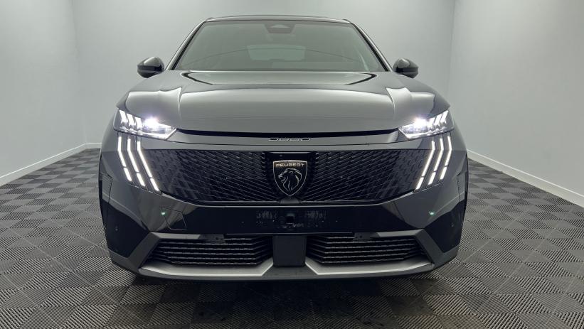 Aperçu du véhicule : Hybrid 145 e-DCS6 GT Noir Perla Nera avec 5550€ d'équipements inclus