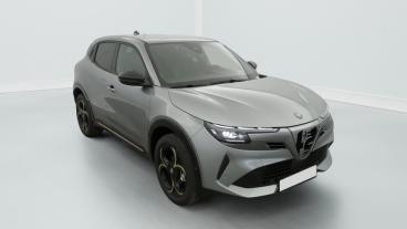 Aperçu du véhicule : 1.2 Ibrida 145 ch eDCT6 Intensa